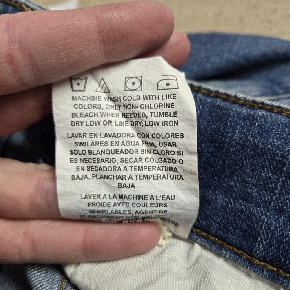LEE | Petite Plus Relaxed Fit Straight Leg Mid Rise Jeans in Meridian sz 26W - Picture 12 of 13
